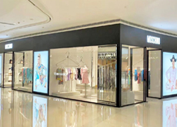 MOSCHINO將直接管理中國門店并開設京東旗艦店
