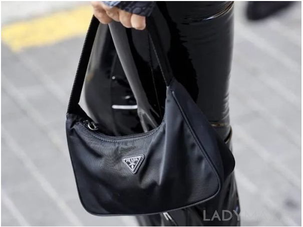 Prada首次成為Lyst榜單中最熱門品牌