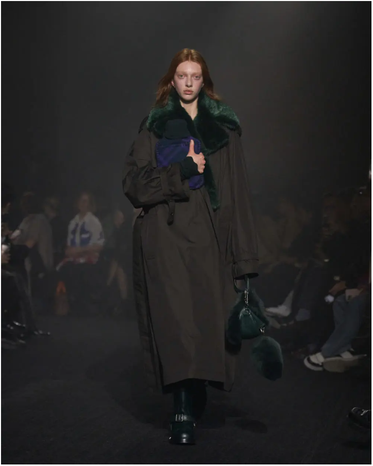 Burberry發(fā)布Daniel Lee首秀系列、寶詩(shī)龍全新高珠系列